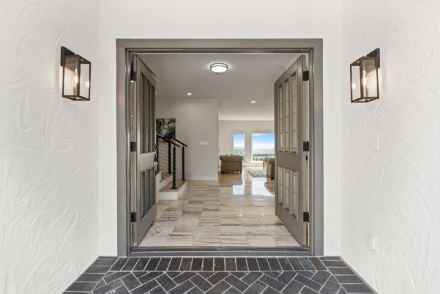 70 ENSENADA Road, San Carlos CA: https://media.crmls.org/mediaz/ef28aa27-5c21-404d-bcb4-1465ccebc115.jpg