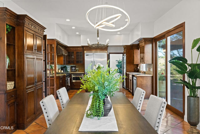Detail Gallery Image 21 of 48 For 13045 Ripple Creek Ln, Camarillo,  CA 93012 - 5 Beds | 3/1 Baths