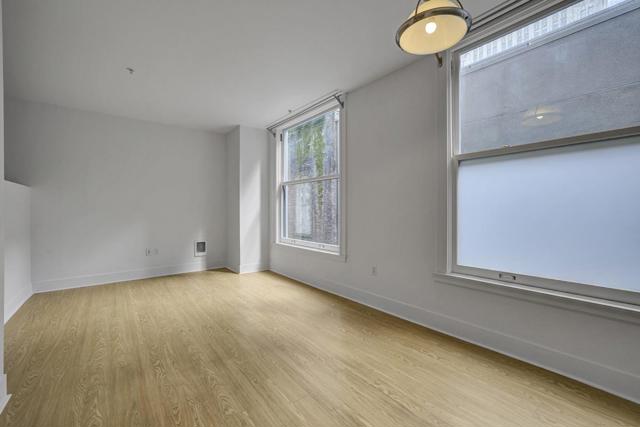 74 New Montgomery Street, San Francisco CA: https://media.crmls.org/mediaz/ef2a41b3-dc21-43ff-89ef-00e2085d3b48.jpg