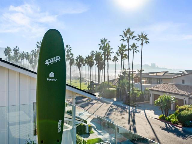 8477 El Paseo Grande, La Jolla CA: https://media.crmls.org/mediaz/ef2b29a2-5252-4642-85b5-c616f03f9c84.jpg