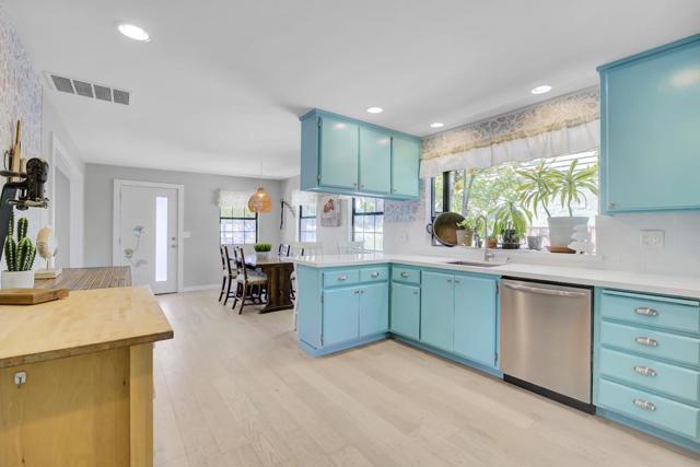 111 E Hedding Street, San Jose CA: https://media.crmls.org/mediaz/ef2b8dec-d109-417f-a646-ea6c4f5ec2f7.jpg