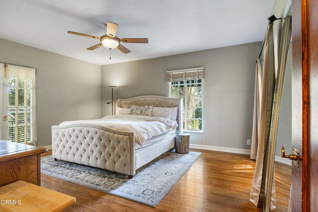 5321 Alta Canyada Road, La Canada Flintridge CA: https://media.crmls.org/mediaz/ef2c7cf6-c292-4c0f-ac9c-145e148dcaac.jpg