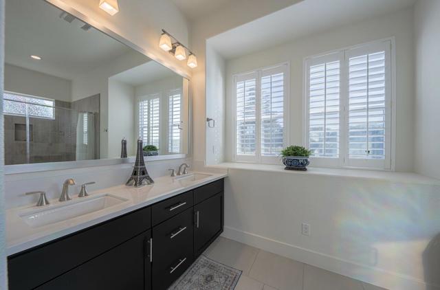 477 Marina Heights Drive, Marina CA: https://media.crmls.org/mediaz/ef2ce496-3b19-4935-a789-0c33c2194aac.jpg