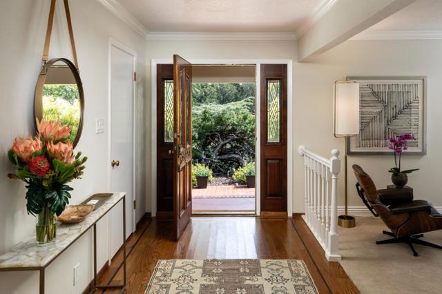 252 Raymundo Drive, Woodside CA: https://media.crmls.org/mediaz/ef2d4bfc-b272-409f-8495-146b7269cbe2.jpg