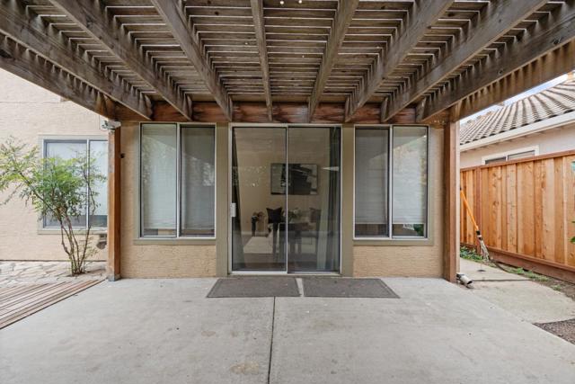 1258 De Cunha Court, Salinas CA: https://media.crmls.org/mediaz/ef2d9aef-aee0-4dc1-897a-d3cd6b1bd969.jpg