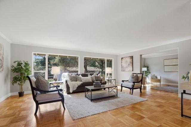 12387 Stonebrook Drive, Los Altos Hills CA: https://media.crmls.org/mediaz/ef2e8690-892e-4405-85fd-8e7c24dd1c72.jpg