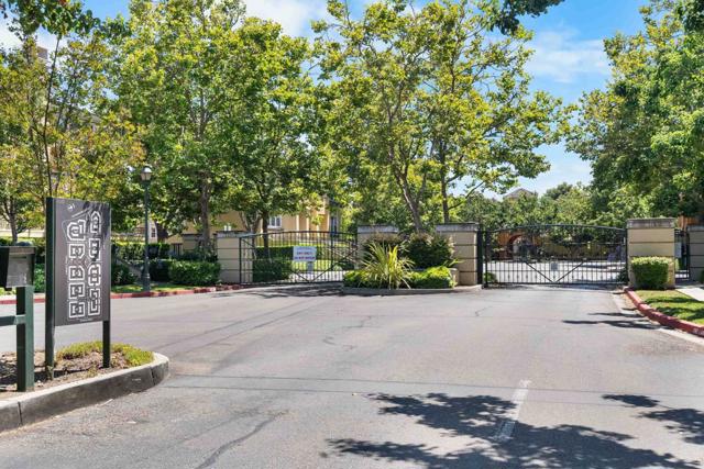 3454 Dayton, Fremont CA: https://media.crmls.org/mediaz/ef2e9026-2246-45e3-bc12-e7fe26413e7a.jpg