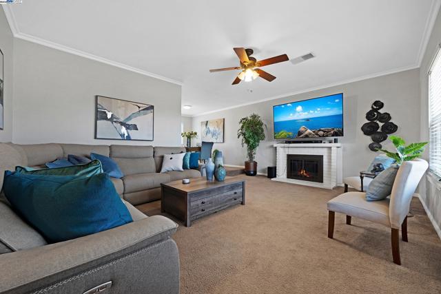 394 Encino, Livermore CA: https://media.crmls.org/mediaz/ef2f4eb9-12ea-487f-85be-7aeff2201a35.jpg