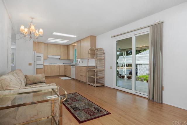 Detail Gallery Image 9 of 23 For 4967 Cindy Ave, Carlsbad,  CA 92008 - 2 Beds | 2 Baths