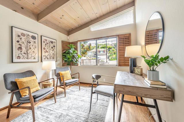 1620 Notre Dame Avenue, Belmont CA: https://media.crmls.org/mediaz/ef304a34-5cc5-443a-9fea-b02b192c2cf3.jpg