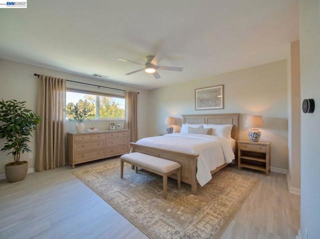 1425 Forest Dr, Turlock CA: https://media.crmls.org/mediaz/ef30a2d8-0c14-41ea-9cee-c2a4abbf3d0d.jpg