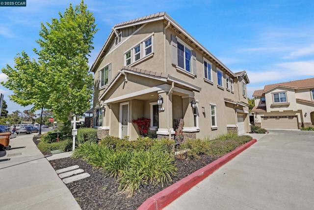 210 Belle Harbor Circle, Pittsburg CA: https://media.crmls.org/mediaz/ef311ca9-14d5-4e2b-a089-04bf57e8eb39.jpg
