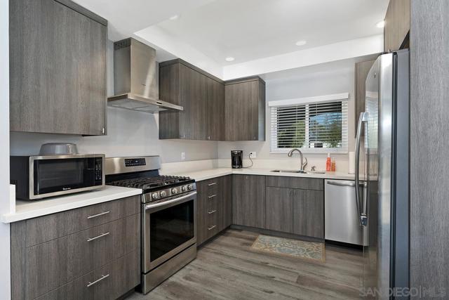 24567 Adams Ave, Murrieta CA: https://media.crmls.org/mediaz/ef31e87b-62f1-453d-bf7f-848d9df086e7.jpg