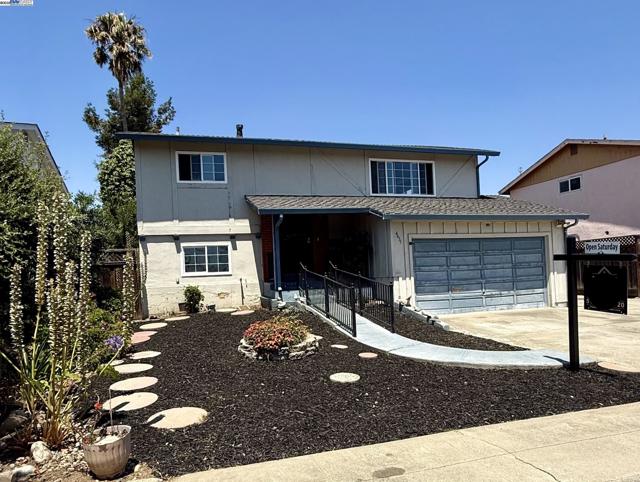 4435 Cambria St, Fremont CA: https://media.crmls.org/mediaz/ef3248a5-59f0-4e87-bfdc-14e1b5e0f646.jpg