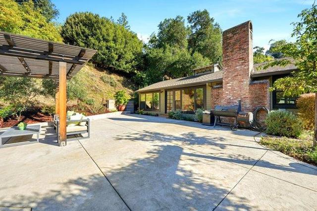 11265 Canyon Drive, San Jose CA: https://media.crmls.org/mediaz/ef339f54-eda5-4c27-a9d9-3fe04882bba5.jpg