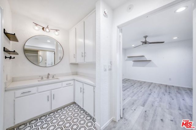 515 N Jackson Street, Glendale CA: https://media.crmls.org/mediaz/ef34175c-17e8-4d04-ab14-d5ebe01f1985.jpg