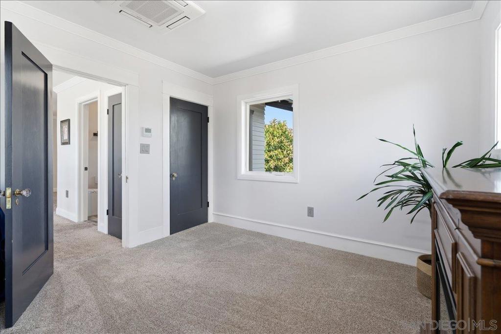 3388 Bancroft Street - photo 12