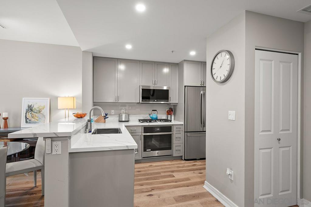 850 Beech Street - photo 12