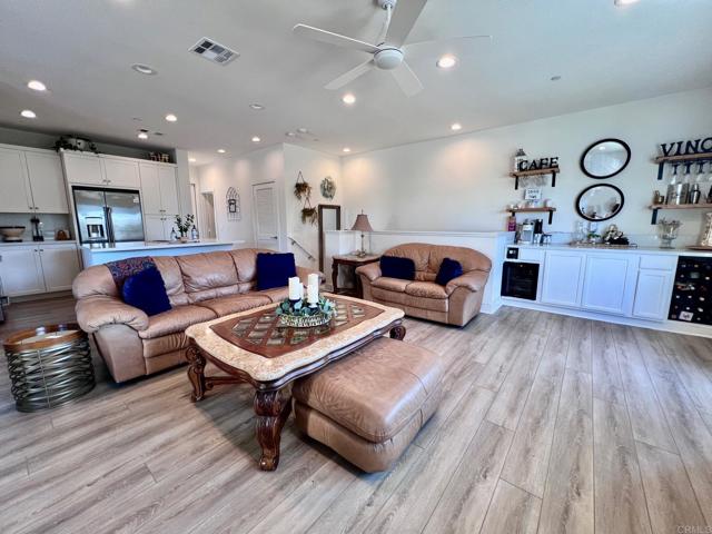 2170 BIRCH RD., San Diego CA: https://media.crmls.org/mediaz/ef368151-8518-4489-a86a-236fe098738a.jpg