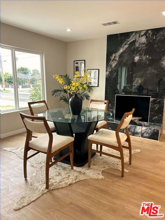 4649 W 152nd Street, Lawndale CA: https://media.crmls.org/mediaz/ef383019-2371-4648-af6f-c99857725d24.jpg