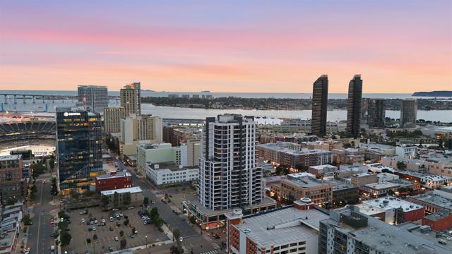 575 6th Ave, San Diego CA: https://media.crmls.org/mediaz/ef390ed5-e17a-44f7-b16a-d7807f997de7.jpg