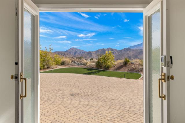 71530 Quail Trail, Palm Desert CA: https://media.crmls.org/mediaz/ef396f2b-e2fe-459c-b61a-0ab02ec26169.jpg