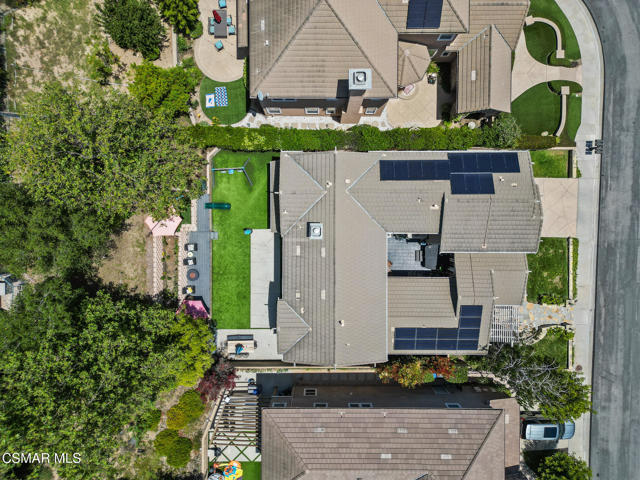 1729 Bluesage Court, Simi Valley CA: https://media.crmls.org/mediaz/ef397277-4494-4778-9677-e3036b27356e.jpg
