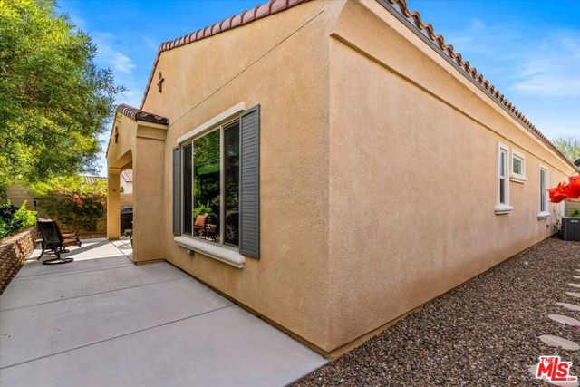 26 Syrah, Rancho Mirage CA: https://media.crmls.org/mediaz/ef3a4e94-e1b5-4cbf-a43d-5a898203b81b.jpg