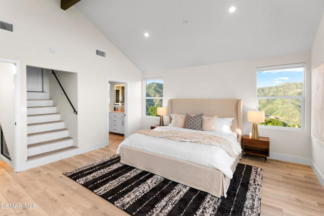 26200 Lockwood Road, Malibu CA: https://media.crmls.org/mediaz/ef3a80f4-56a5-4b94-a732-7152f7b98382.jpg