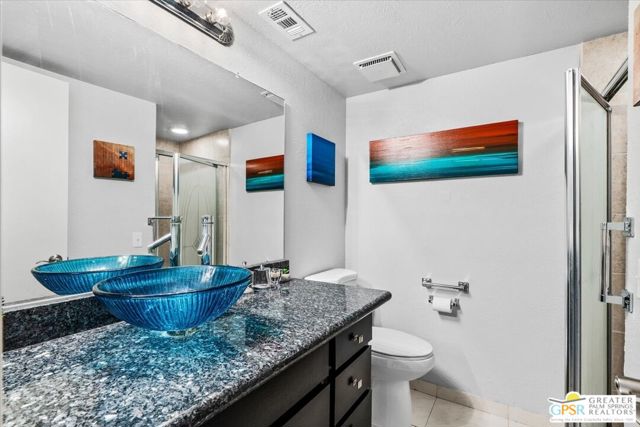 476 Bradshaw Lane, Palm Springs CA: https://media.crmls.org/mediaz/ef3acf29-8921-4c05-a50e-cde300c83afc.jpg