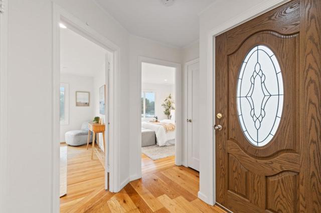 2640 Alemany Boulevard, San Francisco CA: https://media.crmls.org/mediaz/ef3b9046-697d-4f7a-ab14-2763ba634c15.jpg