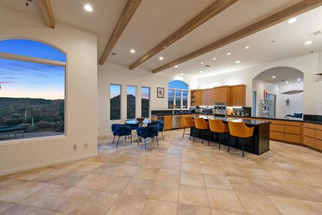 30330 Via Maria Elena, Bonsall CA: https://media.crmls.org/mediaz/ef3c0498-c03b-4eaa-8a54-f5b2c8996c9d.jpg