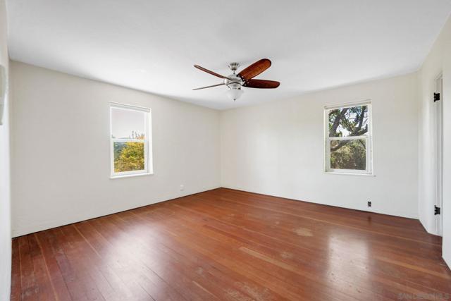 2530 Pruett Dr, Vista CA: https://media.crmls.org/mediaz/ef3d23cb-8723-4526-a8f0-62612f40af40.jpg