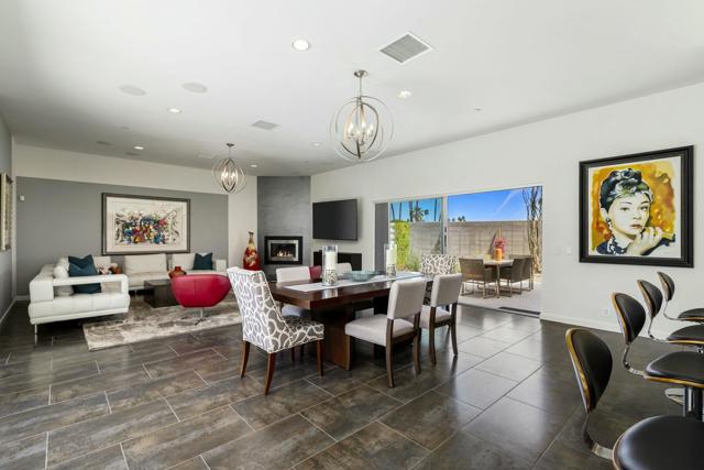 428 Chelsea Drive, Palm Springs CA: https://media.crmls.org/mediaz/ef3d5509-9e93-4b3d-9a3f-bff57c25bb4d.jpg