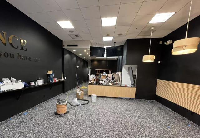 1081 1081 B Street, Hayward CA: https://media.crmls.org/mediaz/ef3d8645-d8e3-42b3-9518-6c016c846dd7.jpg