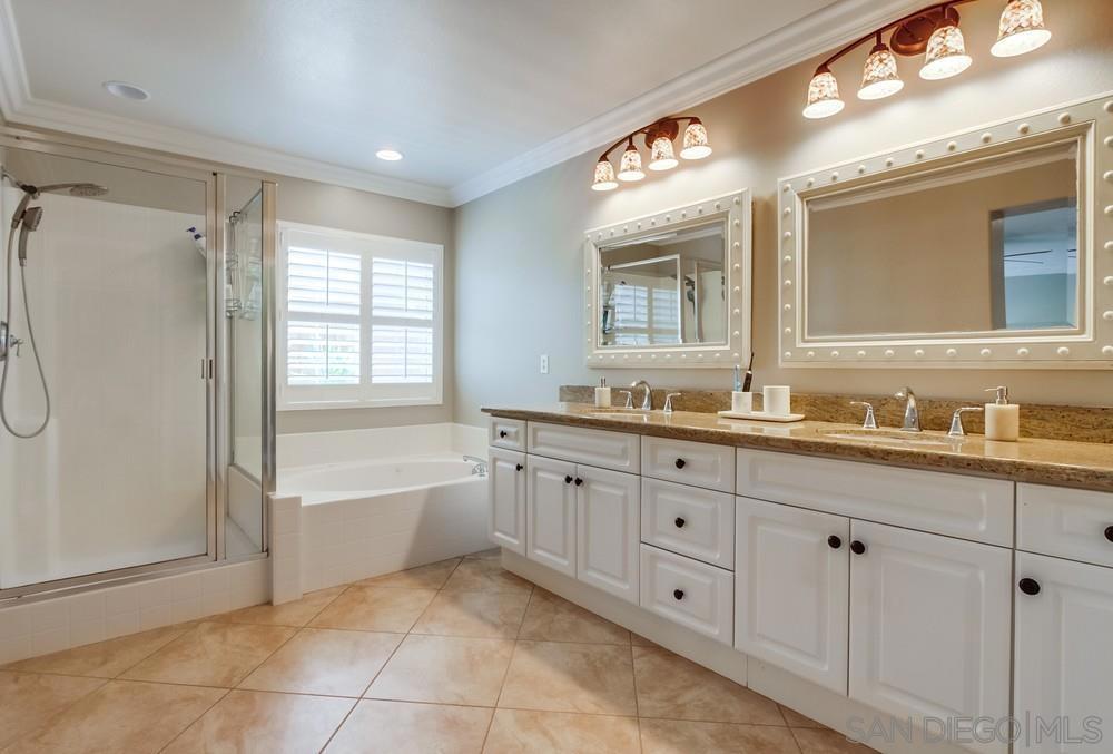 MLS #250041087SD image #14