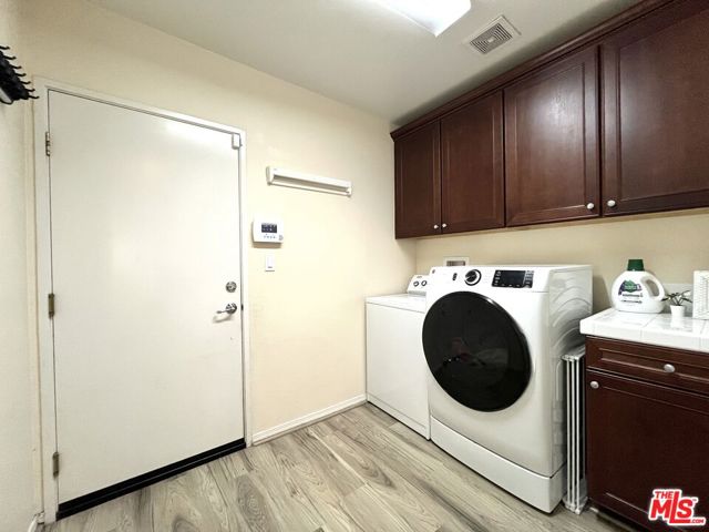 16414 W Nicklaus Drive,  CA: https://media.crmls.org/mediaz/ef3de841-036b-4f0e-b24a-acd0f41f6b40.jpg