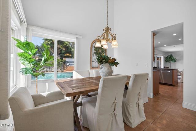 Image 5 of 40 For 1297 Halifax Court