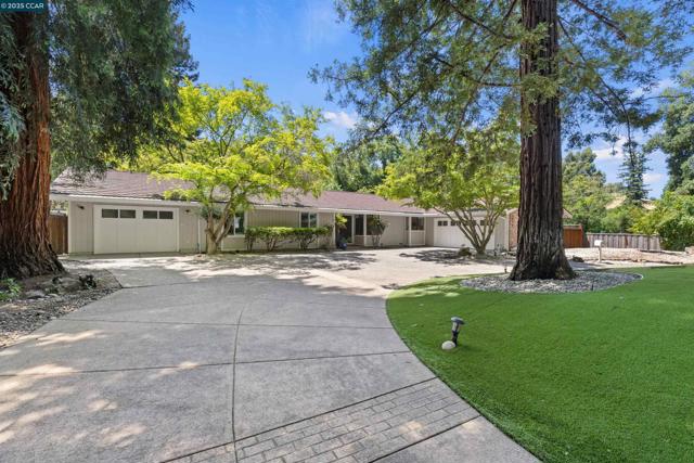 5104 Alhambra Valley Rd, Martinez CA: https://media.crmls.org/mediaz/ef3eacac-e08e-4b9c-ae73-866c02f97494.jpg