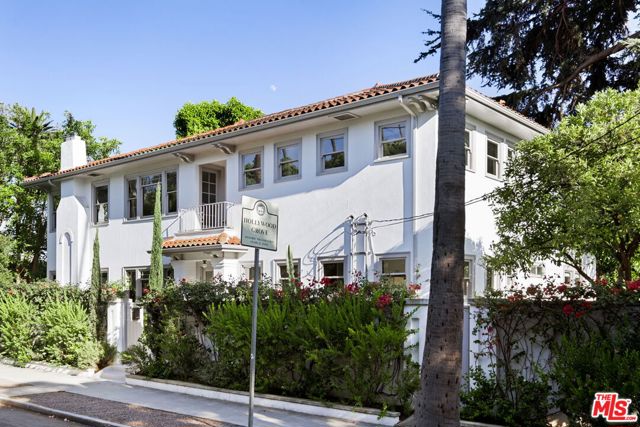 5850 Foothill Drive, Los Angeles CA: https://media.crmls.org/mediaz/ef3ecb57-d22d-4407-8f57-3b1df2a19272.jpg