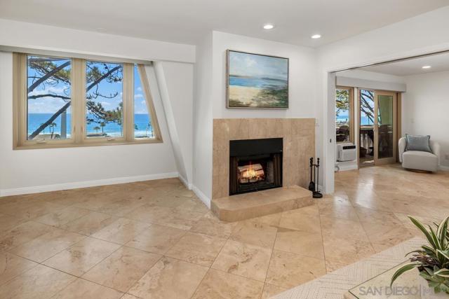 1562 Camino Del Mar, Del Mar CA: https://media.crmls.org/mediaz/ef3ee80a-377c-4696-8467-7a8f1436c424.jpg