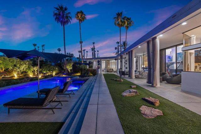 21 Clancy Lane Estates, Rancho Mirage CA: https://media.crmls.org/mediaz/ef3ef908-d39c-405b-8da8-5aabec49af2e.jpg