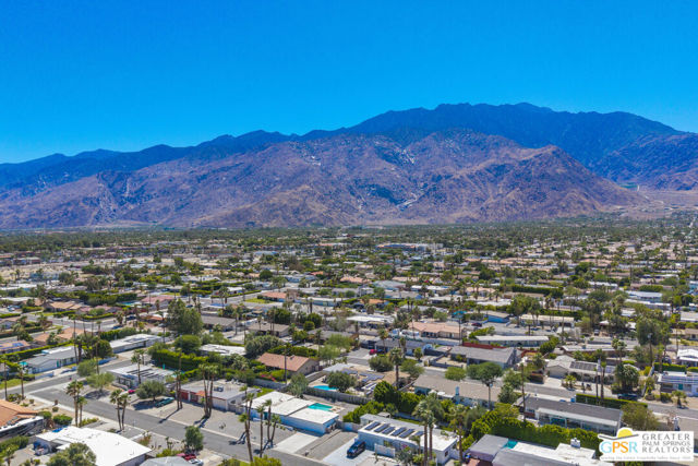 2222 N Acacia Road, Palm Springs CA: https://media.crmls.org/mediaz/ef3f524c-f713-4a0b-9cd5-dcecf75d9d52.jpg