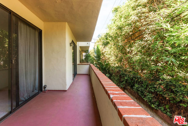 2 Bed Home for Sale in Los Angeles, California