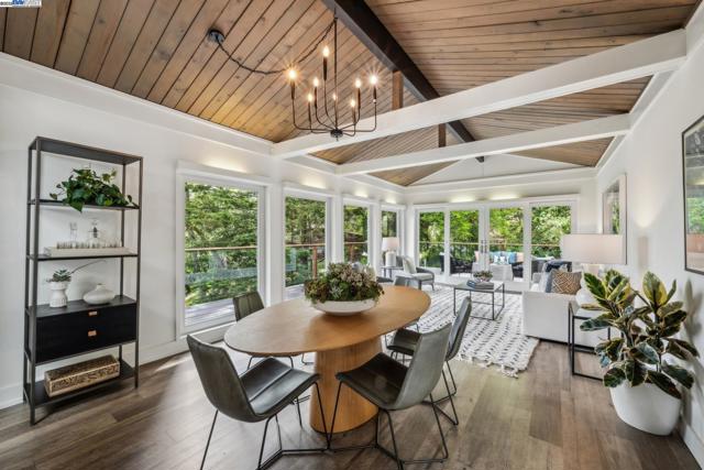 589 TAHOS ROAD, Orinda CA: https://media.crmls.org/mediaz/ef3fbc01-c5de-495b-9613-4a381e300df2.jpg