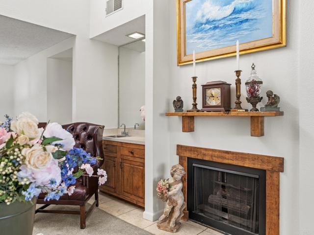 Detail Gallery Image 11 of 37 For 2403 La Costa Ave a,  Carlsbad,  CA 92009 - 2 Beds | 2/1 Baths