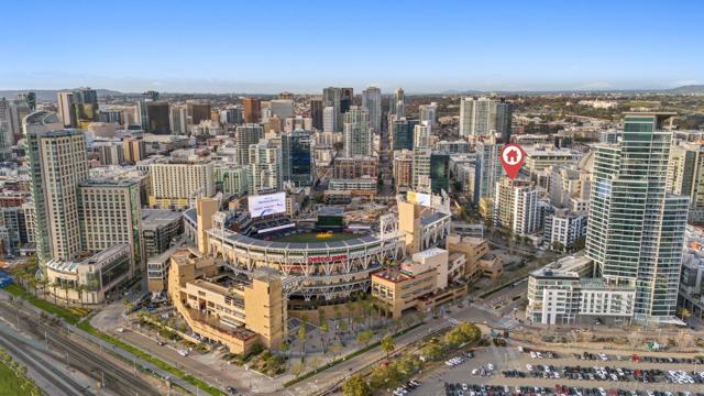 253 10Th Ave, San Diego CA: https://media.crmls.org/mediaz/ef414b0d-451b-46dc-b92a-15701ad70f9a.jpg