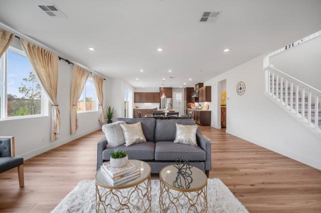 7101 Hakkan Drive, Gilroy CA: https://media.crmls.org/mediaz/ef429967-bb1a-4c86-bfe5-d637a60cdf38.jpg