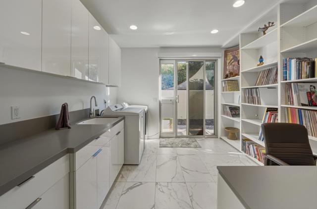 48700 San Pedro Street, La Quinta CA: https://media.crmls.org/mediaz/ef42d68a-6c40-4419-9313-6c6d95d5a2de.jpg