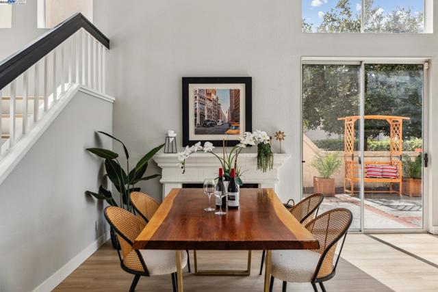 121 Jervis Bay, Alameda CA: https://media.crmls.org/mediaz/ef42df3e-1c34-46c9-aa0e-e3e2c6050028.jpg